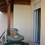 Апартаменты Home Suites