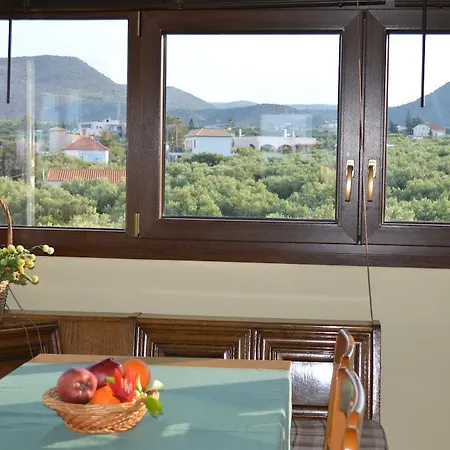 Apartament Home Suites