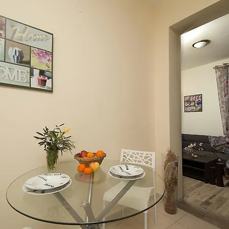 Home Suites * הרסוניסוס