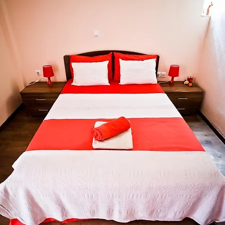 Apartament Home Suites *