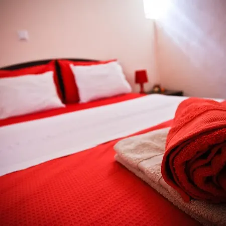 Home Suites *