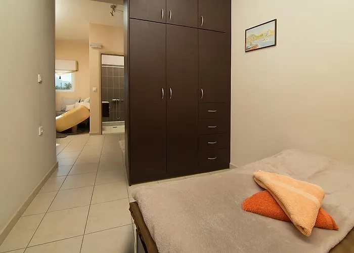 Home Suites Апартаменти